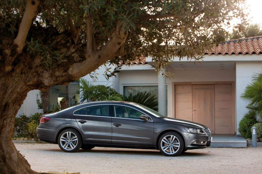  Volkswagen Passat CC 2012 года  (фото 30 из 44)
